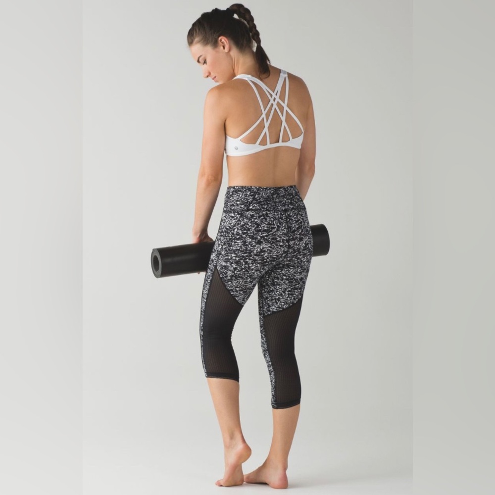 Lululemon Deep Breath Crop
